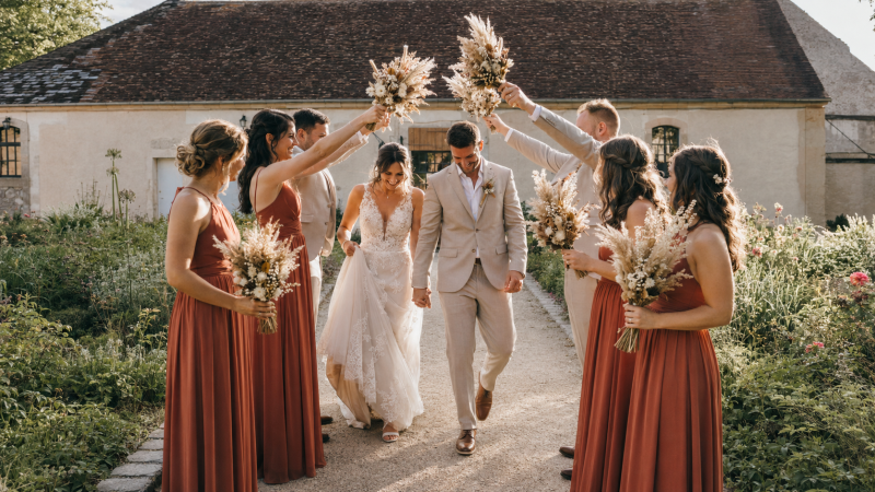 Officiant de cérémonie laïque à Claye-Souilly pour créer un mariage authentique rempli d’émotions et de souvenirs inoubliables