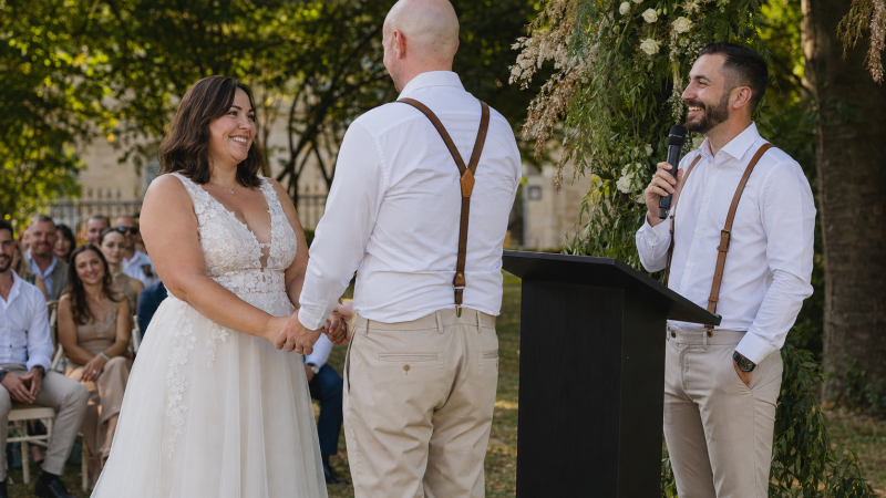 Officiant de cérémonie laïque à Meudon : une célébration apaisante, poétique, humaine et portée par l’authenticité des mariés