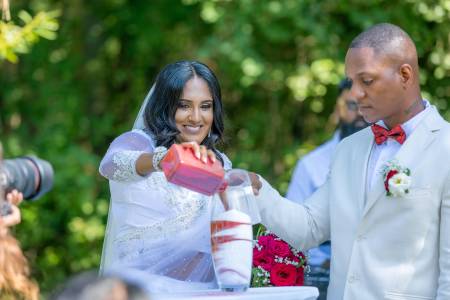 Notre zone d'activité pour ce service Réserver un animateur de cérémonie laïque pour mariage gay ou lesbien